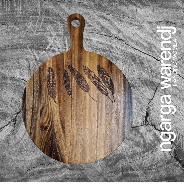 ACACIA WOOD ROUND PADDLE BOARD with HOLE IN HANDLE - ASSORTED DESIGNS