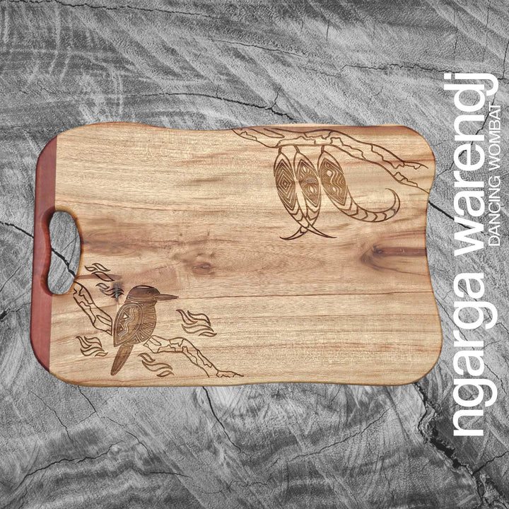 CAMPHOR LAUREL & REDGUM MEDIUM BOARD WITH ONE HANDLE - ASSORTED DESIGNS