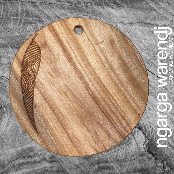 CAMPHOR LAUREL ROUND BOARD LARGE- ASSORTED DESIGNS