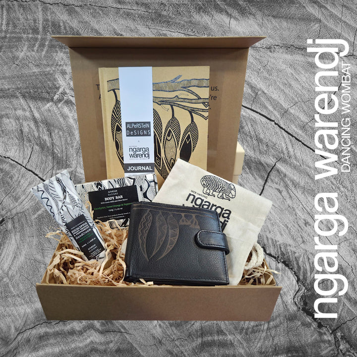 MENS GIFT BOX - BLACK MENS LEATHER WALLET - HAND CREAM - SOAP - JOURNAL