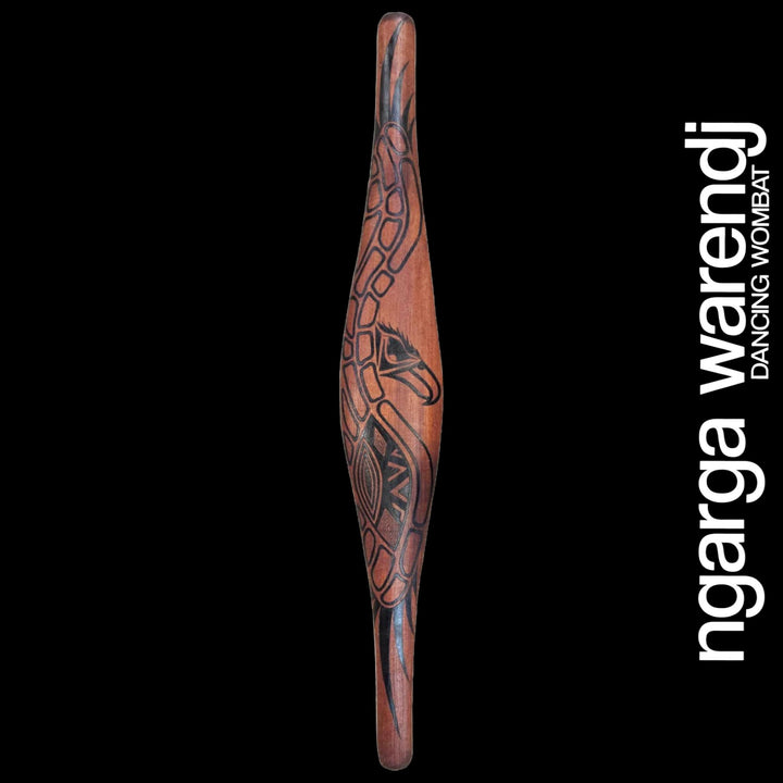 PARRYING SHIELD LARGE WIDE - BUNJIL THE WEDGE TAILED EAGLE DESIGN