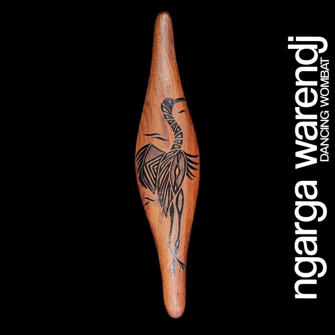 PARRYING SHIELD MEDIUM WIDE - GARORRK THE BROLGA DESIGN