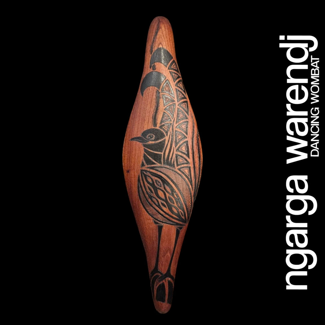 PARRYING SHIELD SMALL WIDE - BULN BULN THE LYREBIRD DESIGN