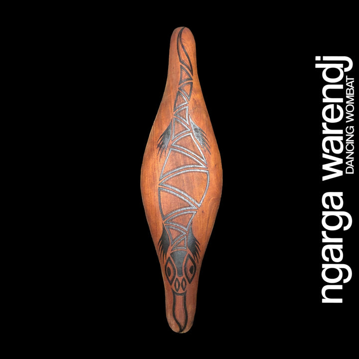 PARRYING SHIELD SMALL WIDE - BILI BLUETONGUE LIZARD DESIGN