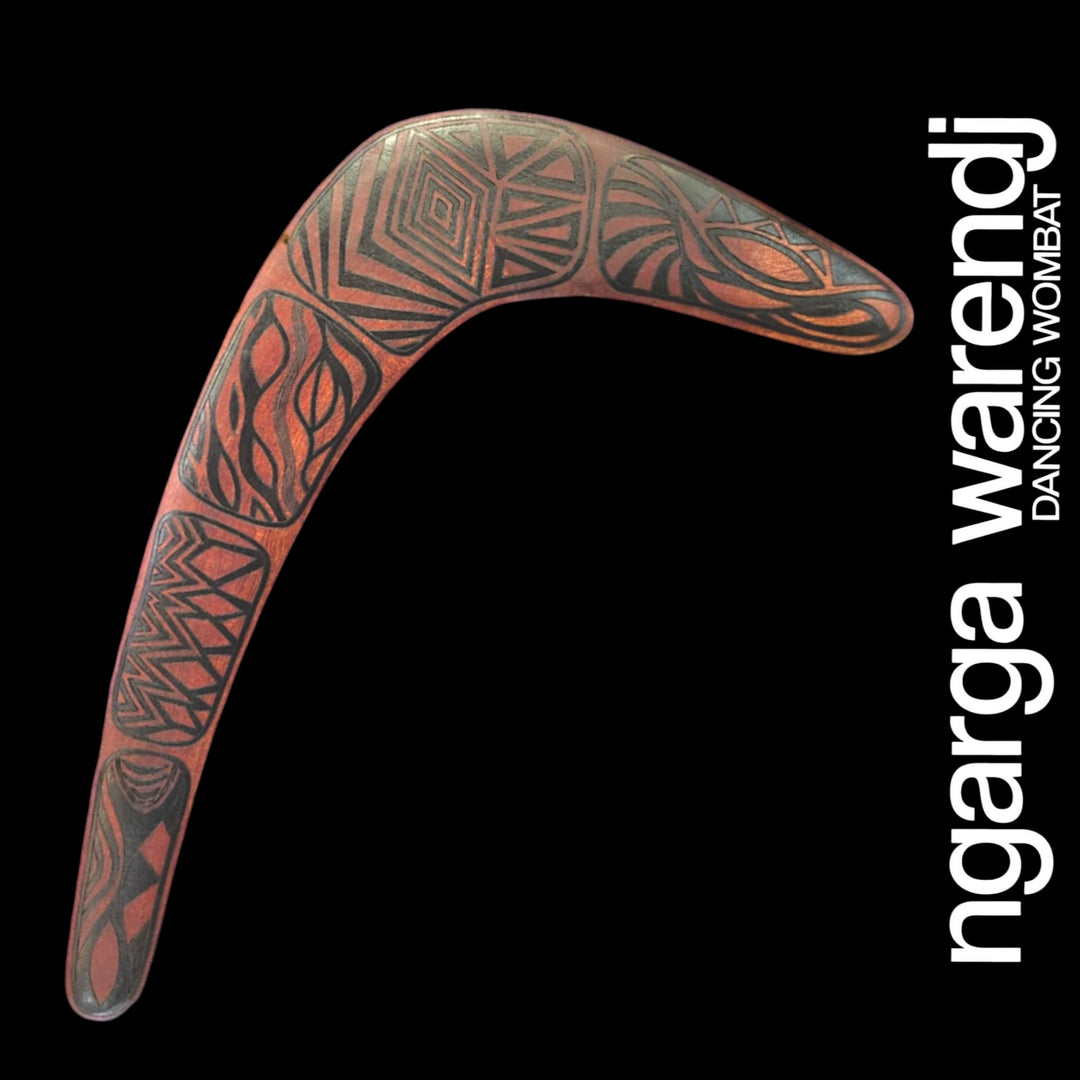 BOOMERANG WANGIM RED CEDAR X-LARGE GUGRA POSSUM CLOAK DESIGN