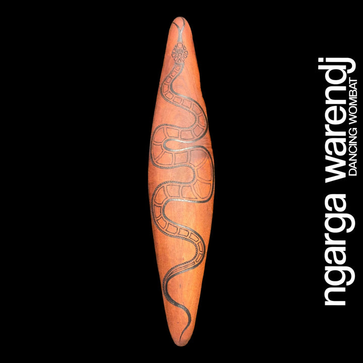 WALL SHIELD MEDIUM WIDE -  GAAN THE SNAKE DESIGN