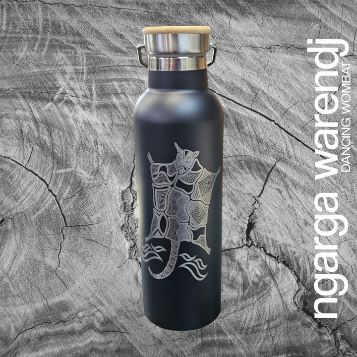 WALERT THE POSSUM DESIGN - BLACK OR WHITE 750ML DOUBLE WALLED INSULATED STAINLESS STEEL BOTTLE
