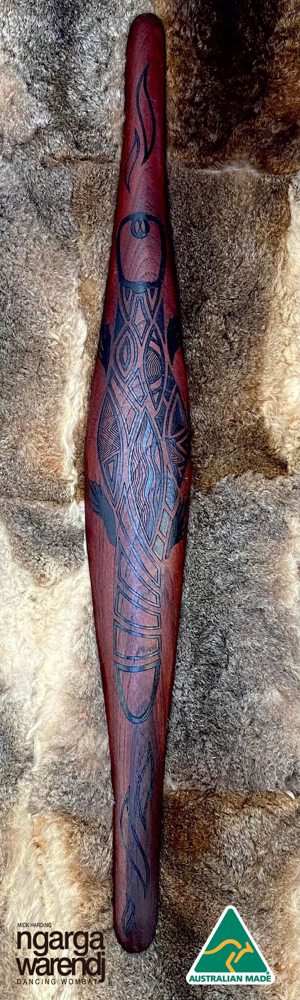 AUSTRALIAN RED CEDAR PARRYING SHIELD LARGE - BUDJA PLATYPUS DESIGN