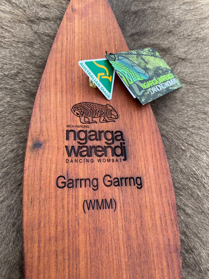 Traditionally malgarr ( shields ) were used with liyangayil ( fighting clubs)  for hand to hand combat with our enemies.  I have replicated the shape of these shields in my artwork.  Garrng Garrng is the Taungwurrung name for the Kookaburra. It is a bird that is known for its distinctive laugh and is a skilled hunter  with its large beak.  You can often hear Garrng Garrng early in the  morning, laughing in the distance.   Hand crafted in Australia from Australian Red Cedar timber.