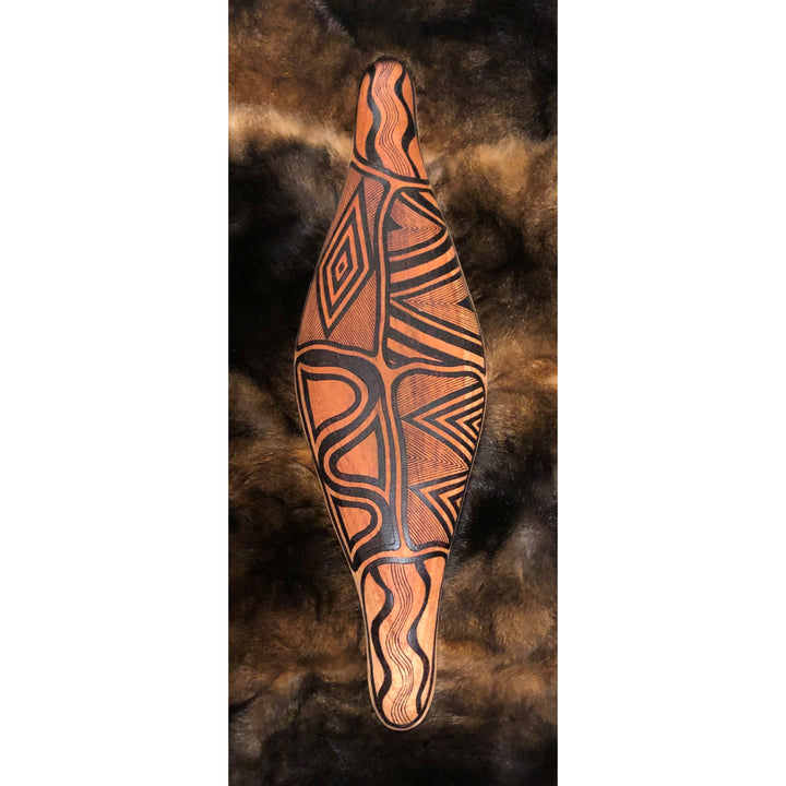 PARRYING SHIELD SMALL WIDE - POSSUM CLOAK DESIGN-Ngarga Warendj