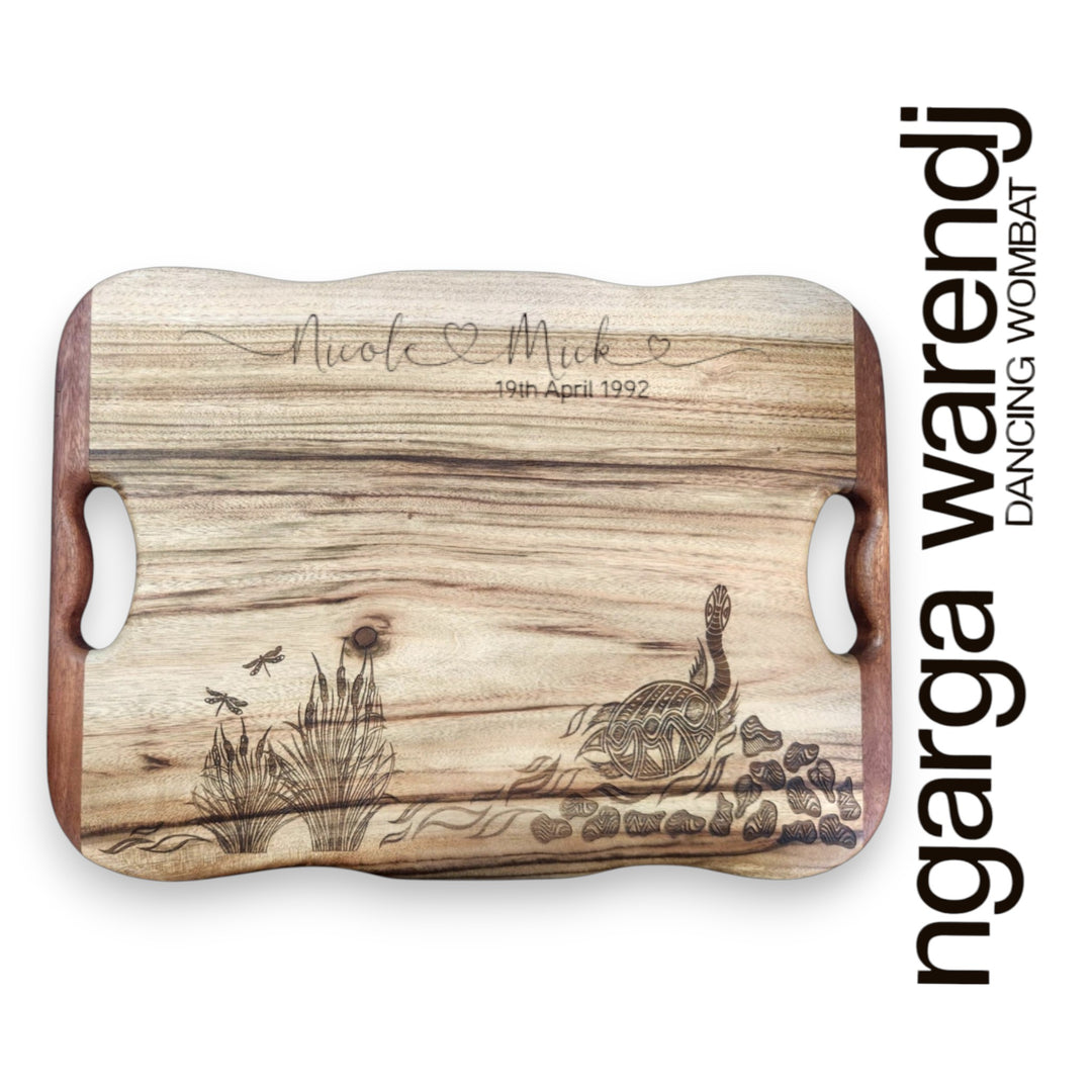 CAMPHOR LAUREL & REDGUM MEDIUM RECTANGLE BOARD WITH HANDLES - ASSORTED DESIGNS