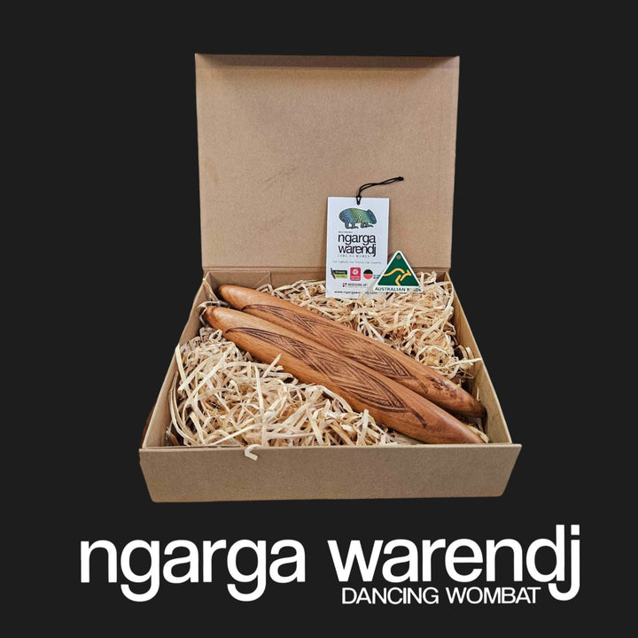 CLAPSTICKS WITH ASSORTED DESIGNS IN GIFTBOX