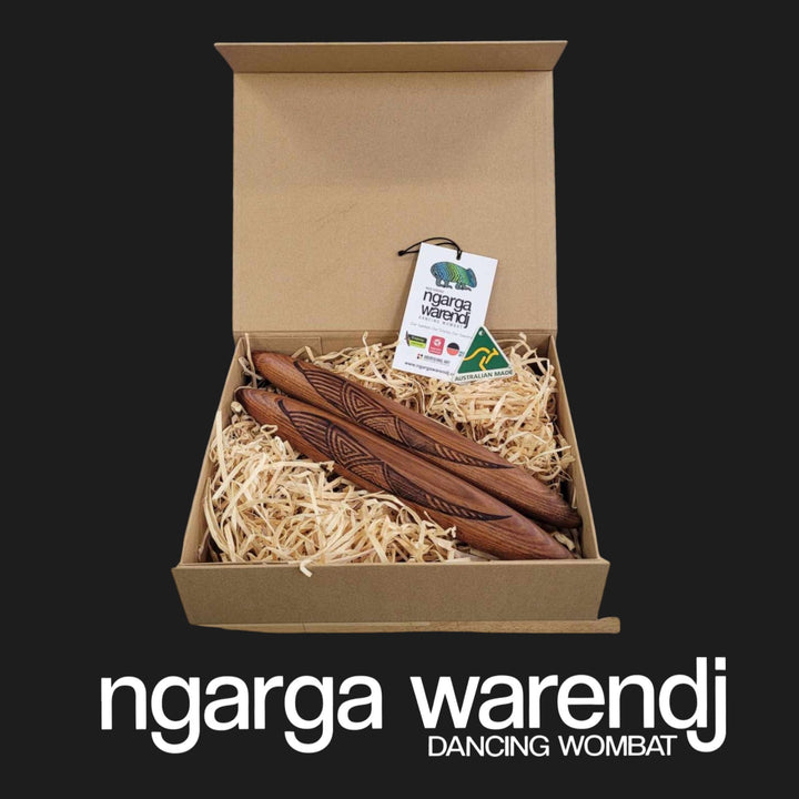 CLAPSTICKS WITH ASSORTED DESIGNS IN GIFTBOX