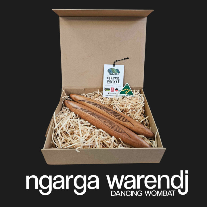 CLAPSTICKS WITH ASSORTED DESIGNS IN GIFTBOX