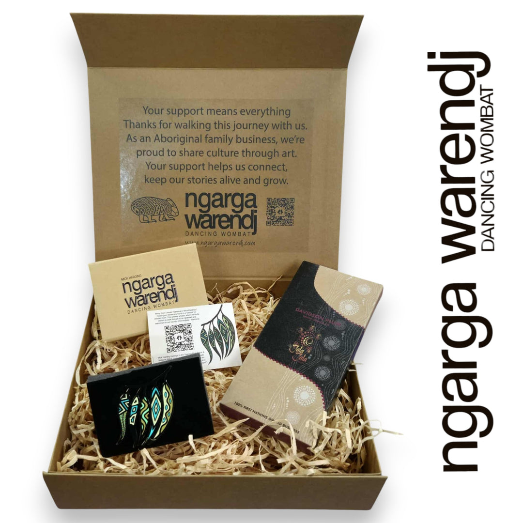 Ngarga Warendj Gift Box Pin and Chocolate Hamper Pack - Assorted Designs