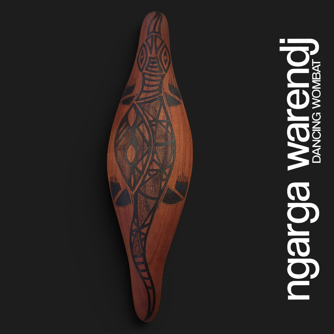 PARRYING SHIELD SMALL WIDE - BILI BLUETONGUE LIZARD DESIGN
