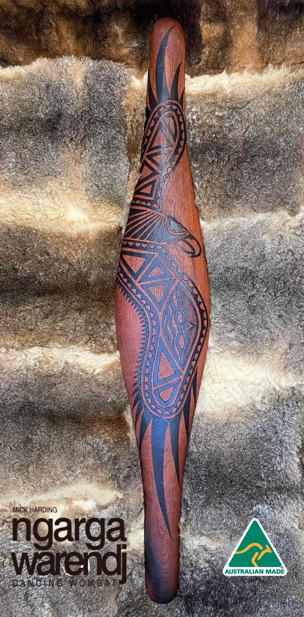 PARRYING SHIELD LARGE WIDE - BUNDJIL THE WEDGE TAILED EAGLE DESIGN